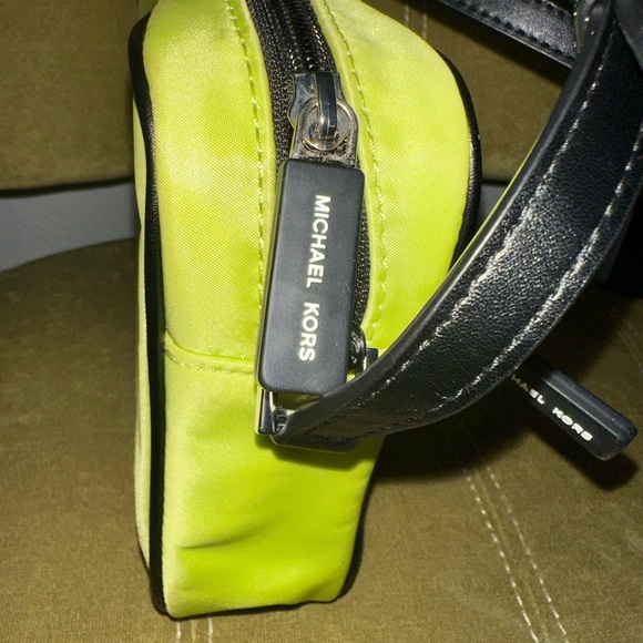 Michael Kors Bag, Neon Green, Lime - Picture 11 of 11